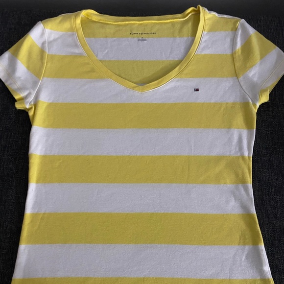 Tommy Hilfiger yellow and white stripes tee - Picture 1 of 2